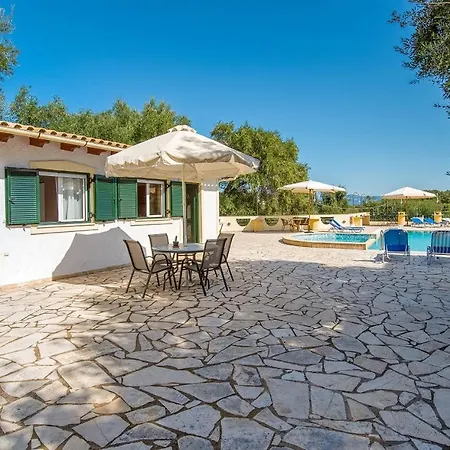 Olympia Paxos & Apartment *